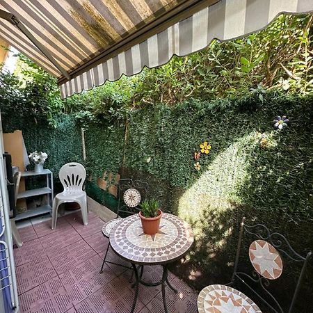 Bilocale Apartment ลุคคา ภายนอก รูปภาพ